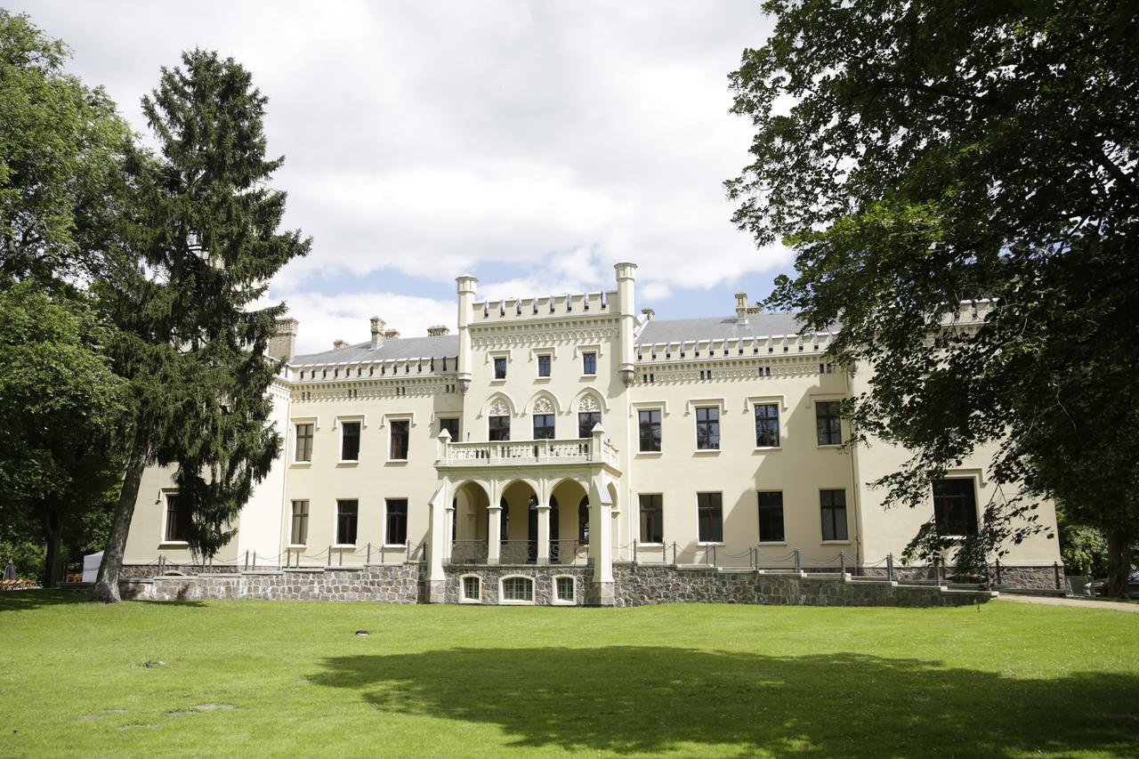 Romantik Hotel Schloss Reichenow Exteriér fotografie